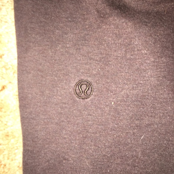 Lululemon  dance studio mid rise pant size 6 with a 30 inch leg - Picture 4 of 6